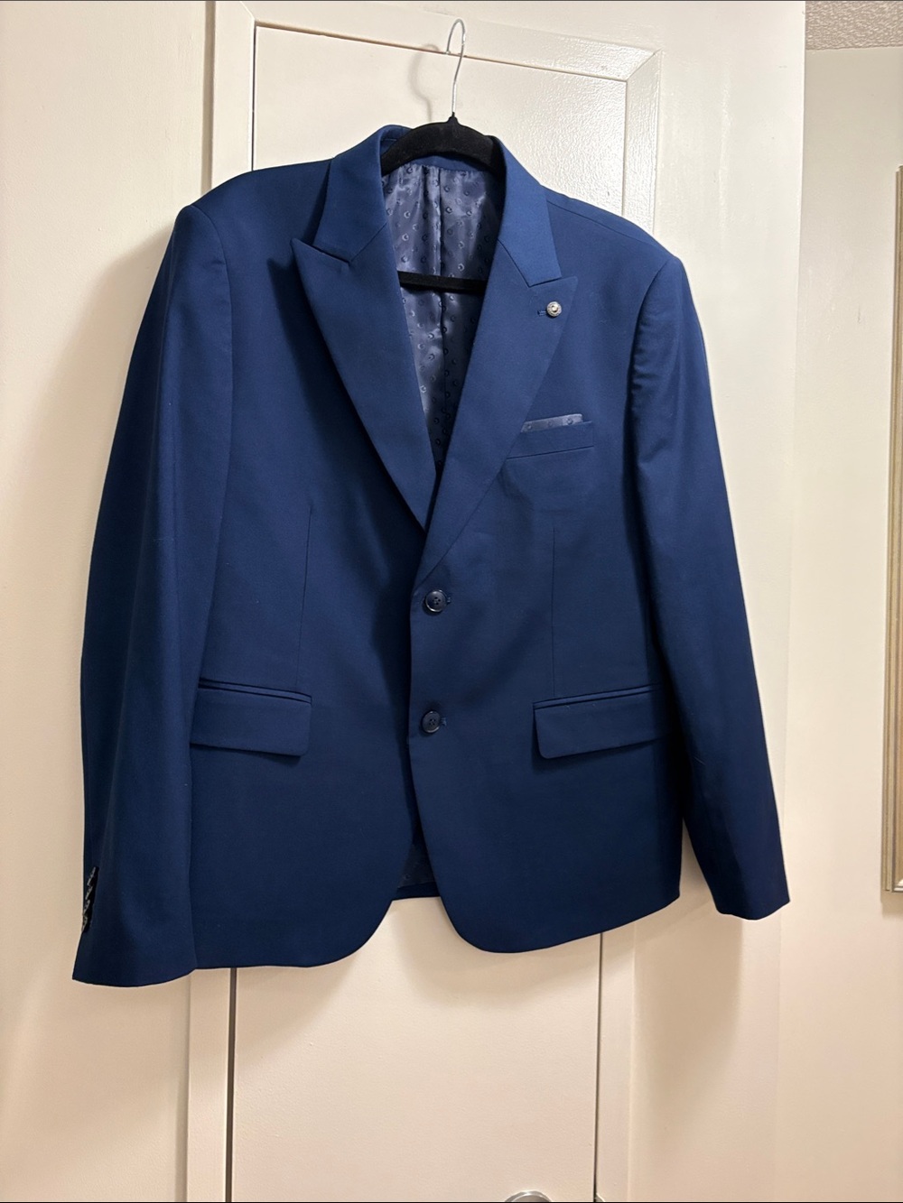 Strauss Men's Classic Navy Blazer - Tailored Two-Button NWOT